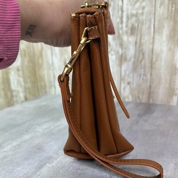 Freshly picked Harry Potter Brown Leather Wristlet - Picture 6 of 12